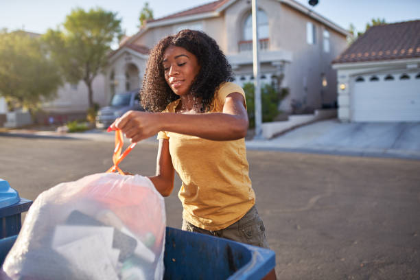 Best Yard Cleanup Services  in Huxley, IA