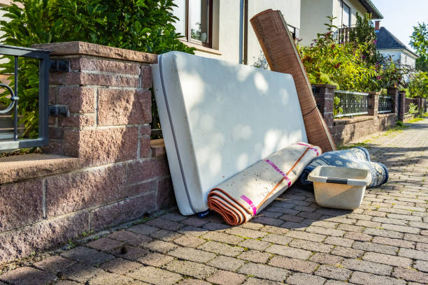 Best Construction Debris Removal  in Huxley, IA